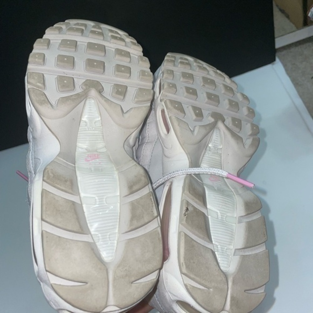 Nike Air Max 95 'Psychic Pink' women size 5 - Picture 6 of 6
